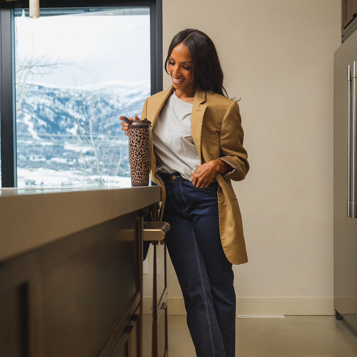 brown-leopard-32oz-946ml-f8 Ease32-BrownLeopard-WPI-9.png