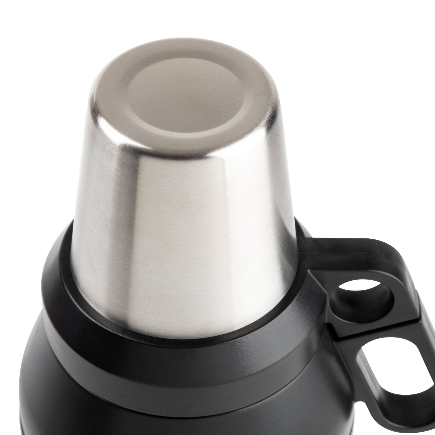 64-oz-stack-growler-c1 32701-WEB_04_0076d48d-5559-4d08-910c-361263018e65.jpg