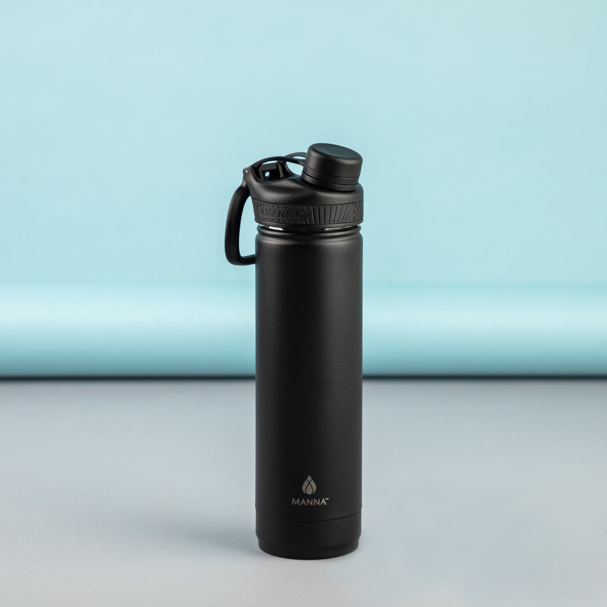 26-oz-saratoga-bottle-e9 MAN_Website_Saratoga_05.jpg