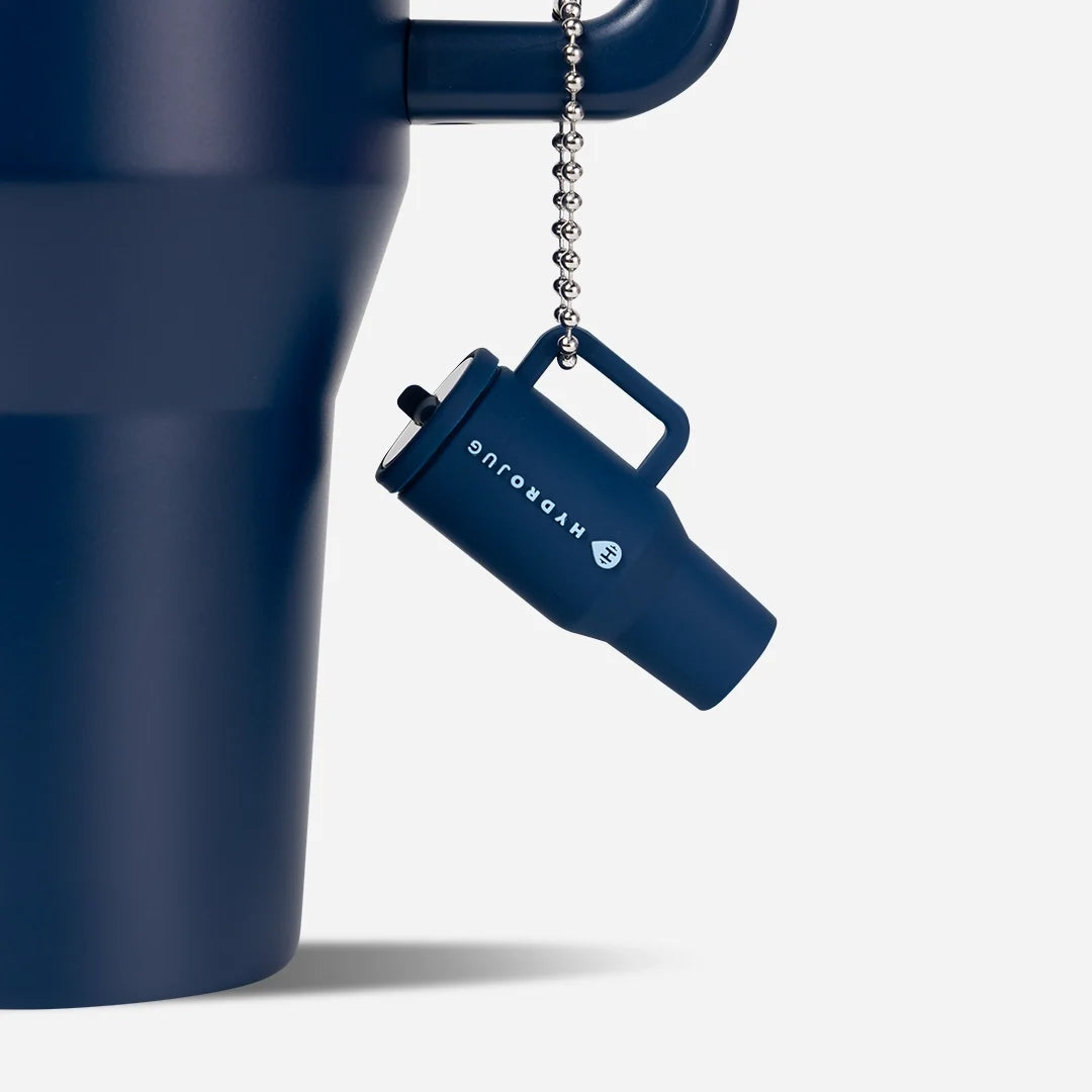 traveler-keychain-o4 Web-TravelerKeychainPhotos-Navy2.webp